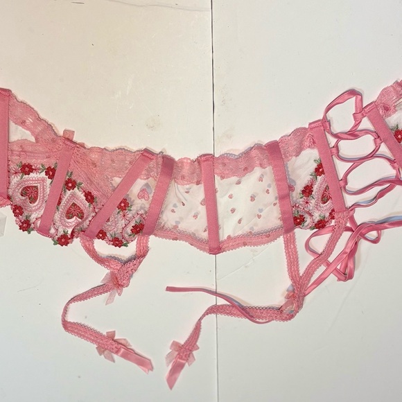 For Love and Lemons Pink Red Hearts Flower lace garter belt - Picture 2 of 12